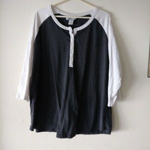 Baseball style tee